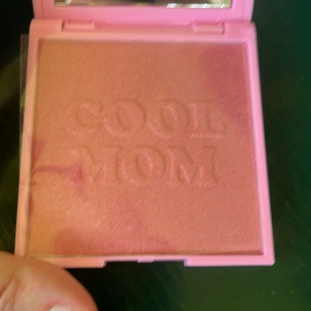 Body Prescriptions Blush Compact with Mirror - Pink Heart-Shaped Sunglasses, lid